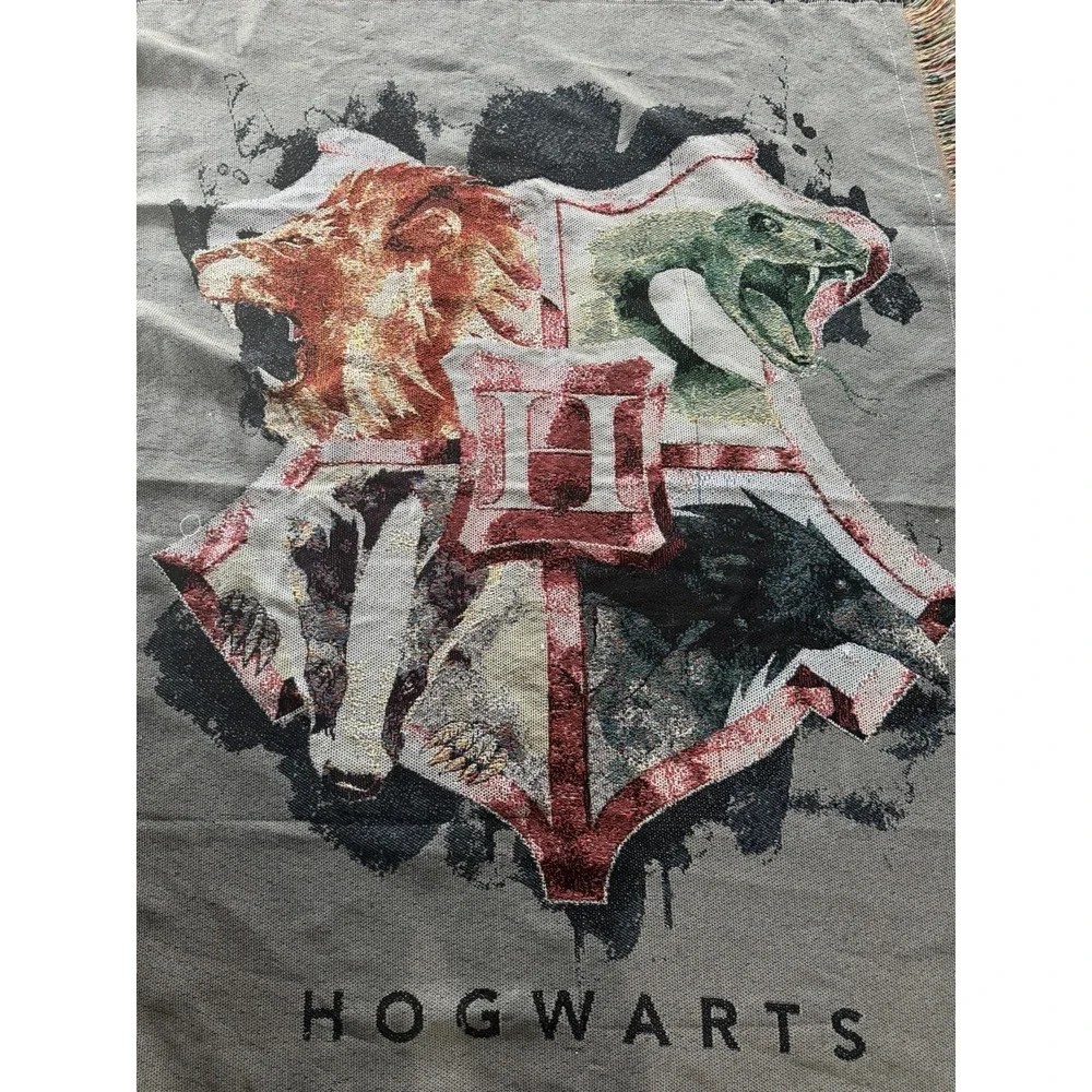 Harry Potter crest graphic throw blanket‎ tapestry, fringe, woven 44x60